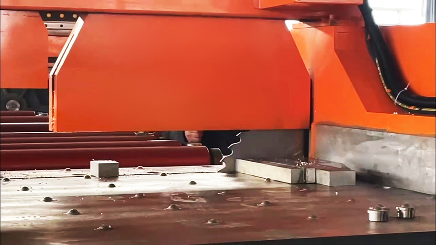 金属板材切割带锯机—智能高速圆盘锯